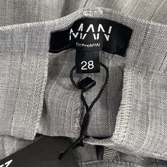 BOOHOO MEN'S SKINNY TEXTURED DRESS PANTS IN NAVY SIZE 28 - NWT $50 - Picture 8 of 11